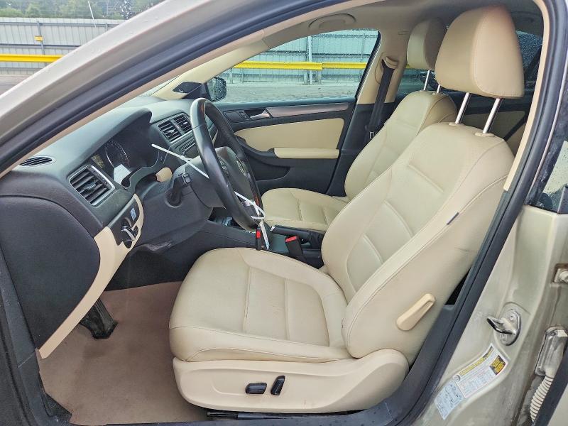 Photo 7 from auction – 2014 VOLKSWAGEN JETTA with VIN 3VWLL7AJ1EM273695