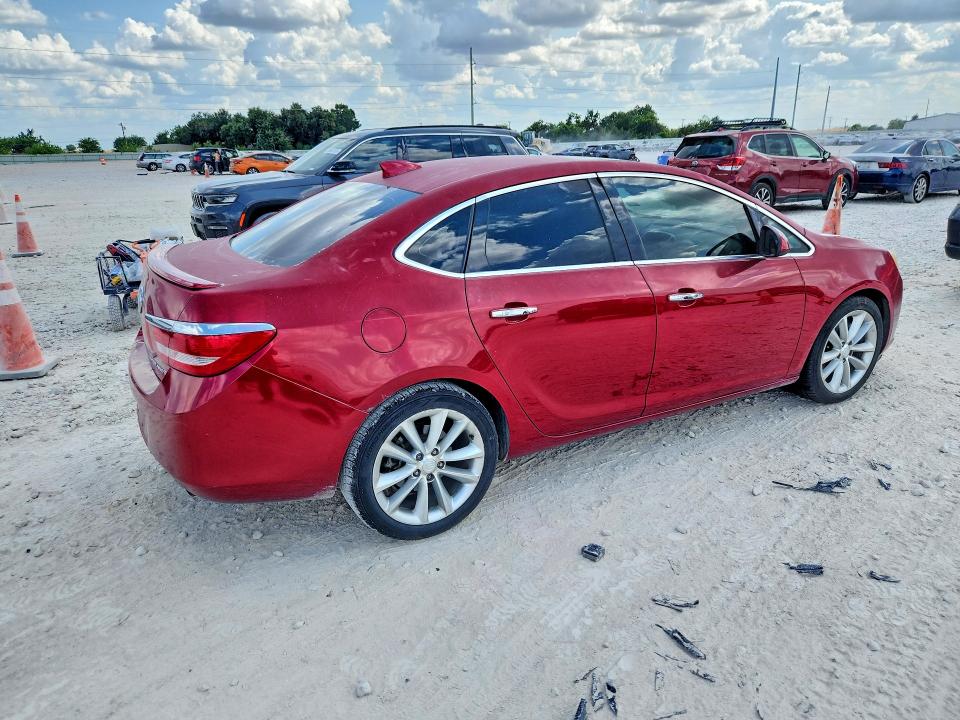Photo 3 from auction – 2016 BUICK VERANO with VIN 1G4PT5SV5G4100640