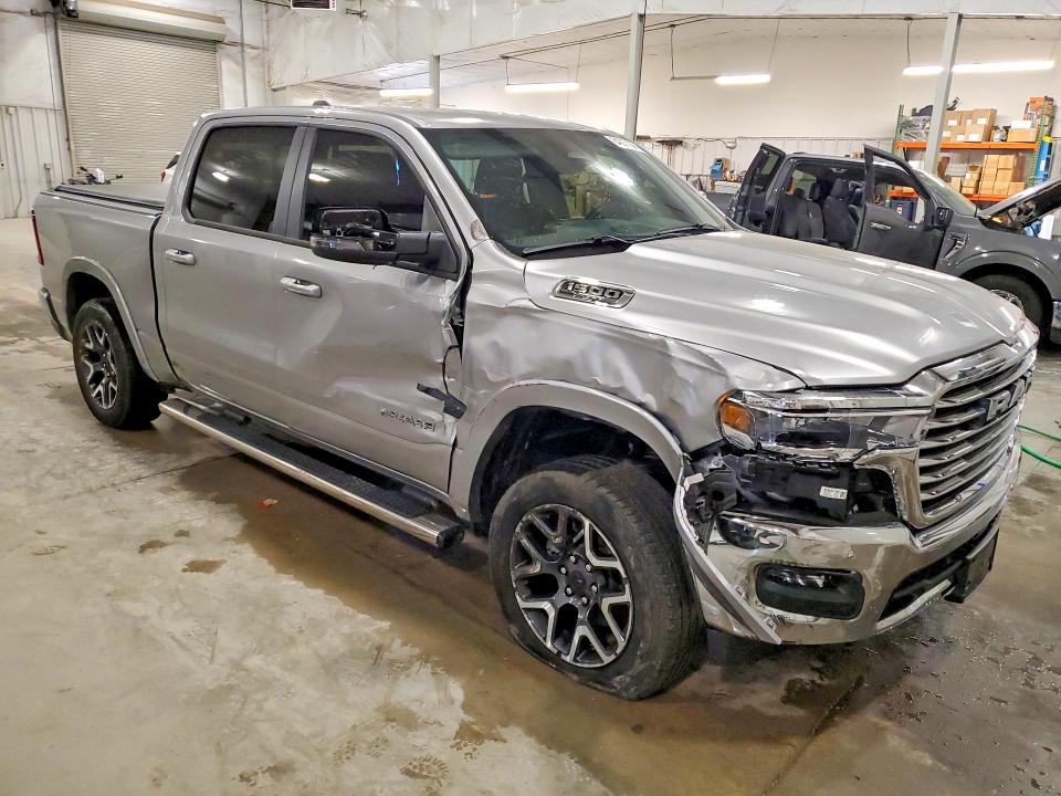 Photo 4 from auction – 2025 RAM 1500 with VIN 1C6SRFJP3SN526567