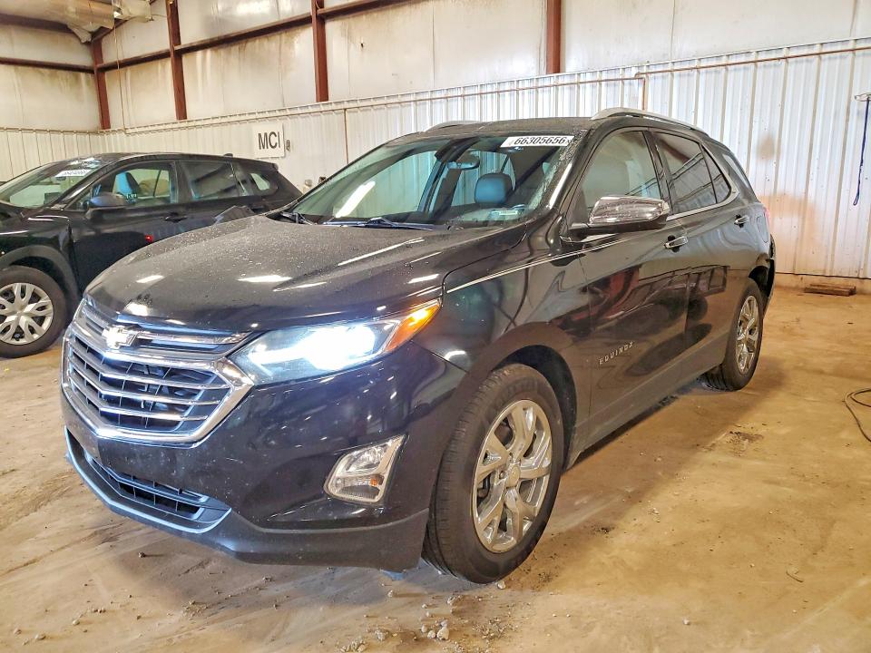 CHEVROLET EQUINOX 2018 with VIN 2GNAXMEV6J6328504 - Photo from auction
