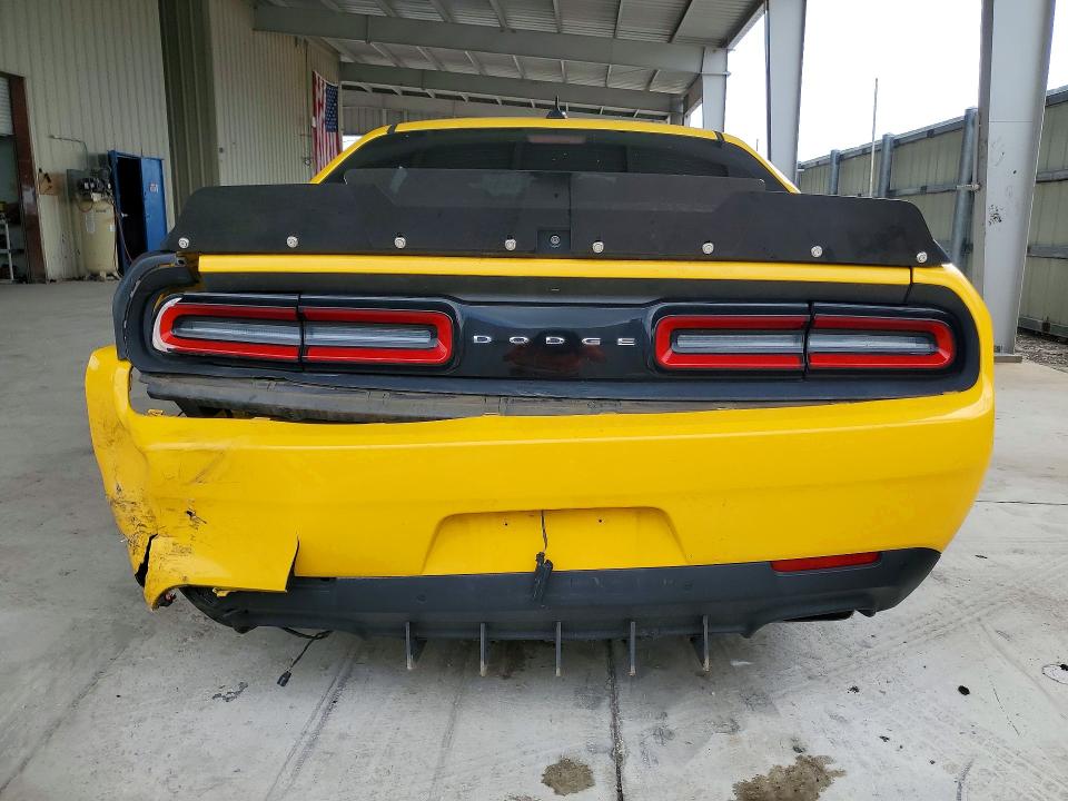 Photo 6 from auction – 2017 DODGE CHALLENGER with VIN 2C3CDZBT8HH554024