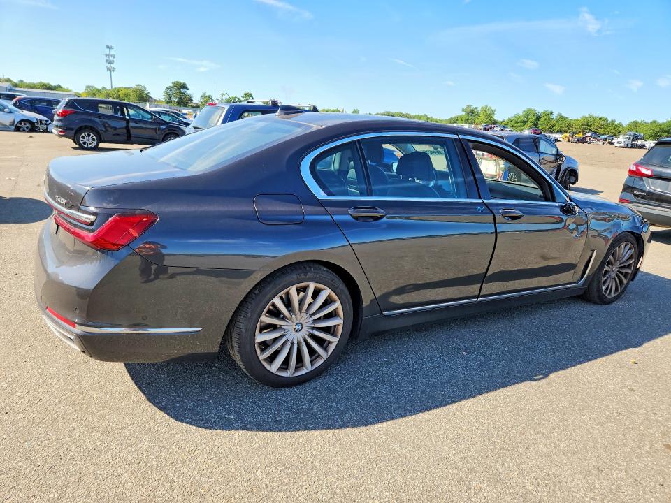 Photo 3 from auction – 2021 BMW 740 with VIN WBA7T4C07MCF14957