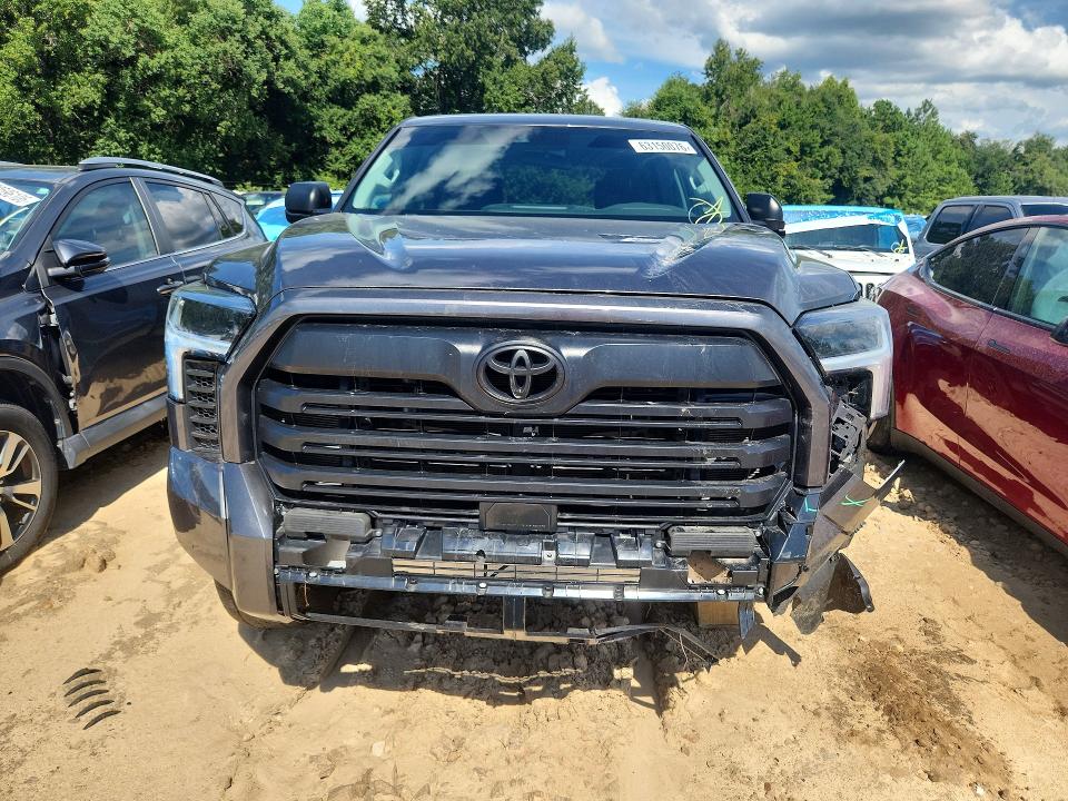 Photo 5 from auction – 2024 TOYOTA TUNDRA with VIN 5TFLA5DB7RX187454