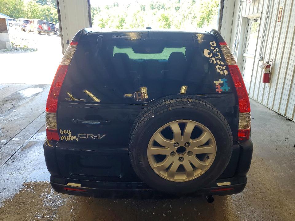 Photo 6 from auction – 2005 HONDA CR-V with VIN JHLRD78985C011554