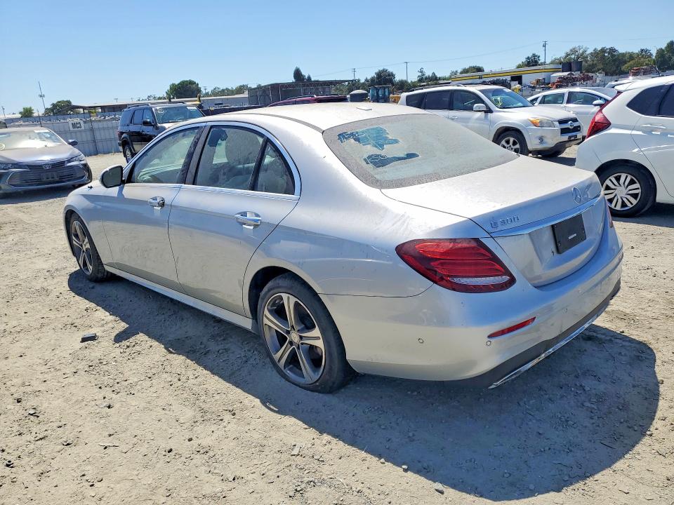 Photo 2 from auction – 2017 MERCEDES-BENZ E with VIN WDDZF4JB1HA158663