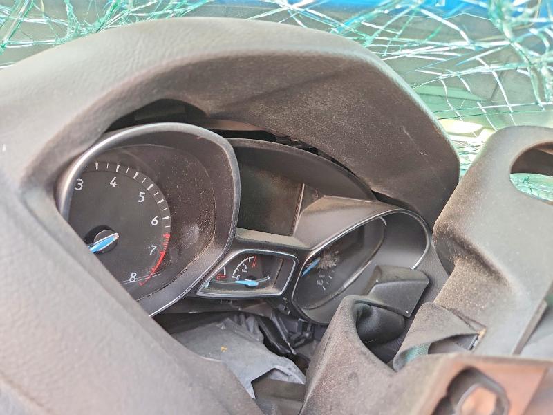 Photo 9 from auction – 2015 FORD FOCUS with VIN 1FADP3F27FL358538