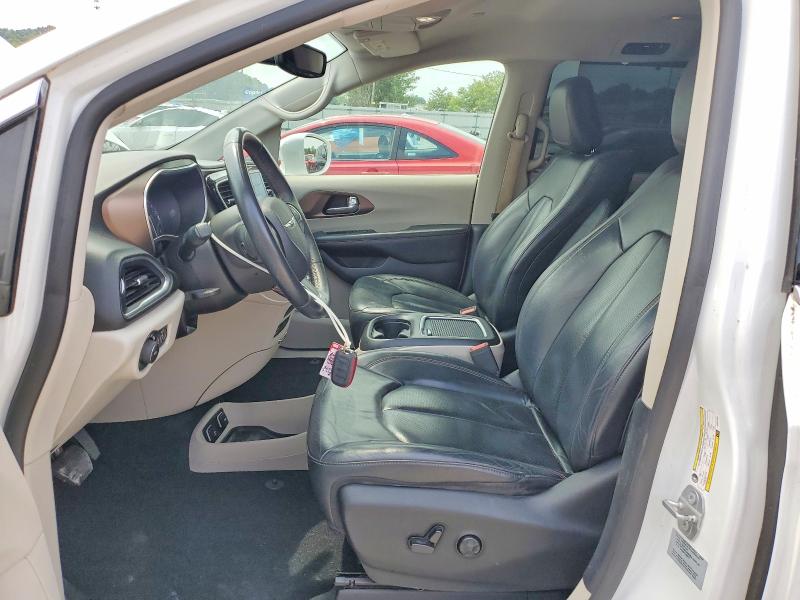 Photo 7 from auction – 2017 CHRYSLER PACIFICA with VIN 2C4RC1EG7HR507490