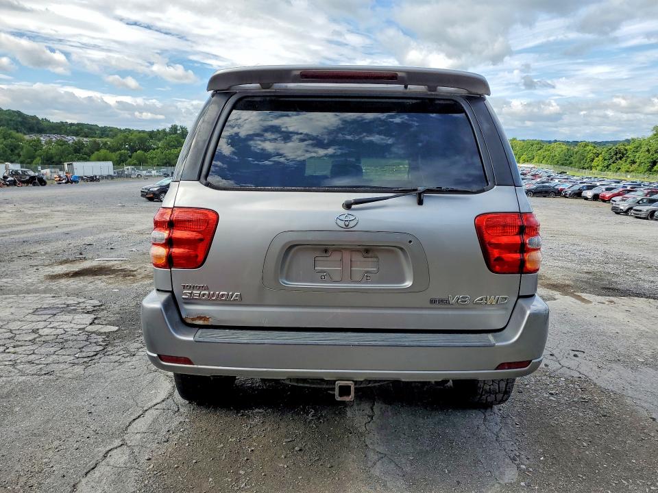 Photo 6 from auction – 2001 TOYOTA SEQUOIA with VIN 5TDBT48A31S035490