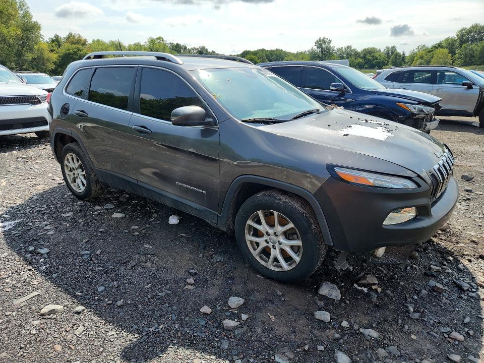 Zdjęcie 4 z aukcji – 2018 JEEP CHEROKEE z VIN 1C4PJLLB5JD565008