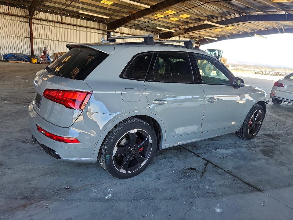 Photo 3 from auction – 2020 AUDI SQ5 with VIN WA1C4AFYXL2011594