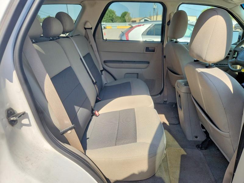 Снимка 11 от търг – 2008 FORD ESCAPE с VIN 1FMCU93148KC98042