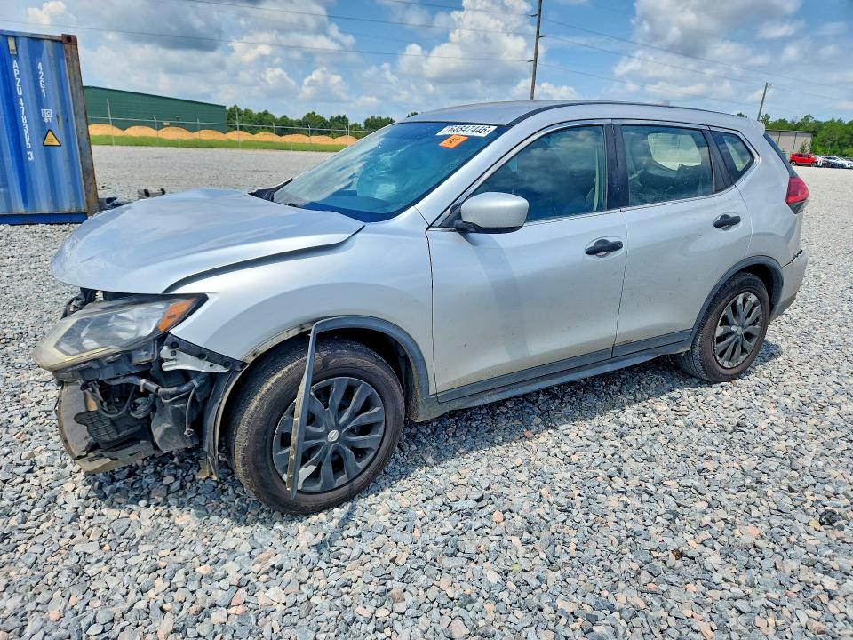 NISSAN ROGUE 2017 with VIN KNMAT2MT1HP504765 - Photo from auction