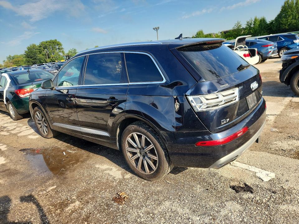 Photo 2 from auction – 2017 AUDI Q7 with VIN WA1LAAF71HD005341