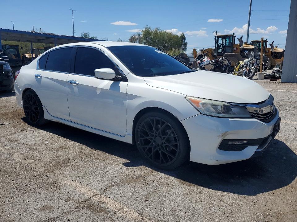 Photo 4 from auction – 2016 HONDA ACCORD with VIN 1HGCR2F5XGA101991
