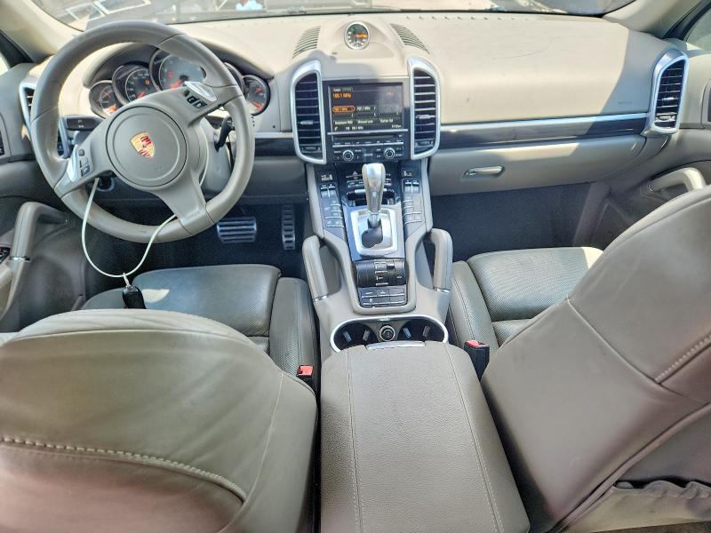 Photo 8 from auction – 2014 PORSCHE CAYENNE with VIN WP1AE2A21ELA50377