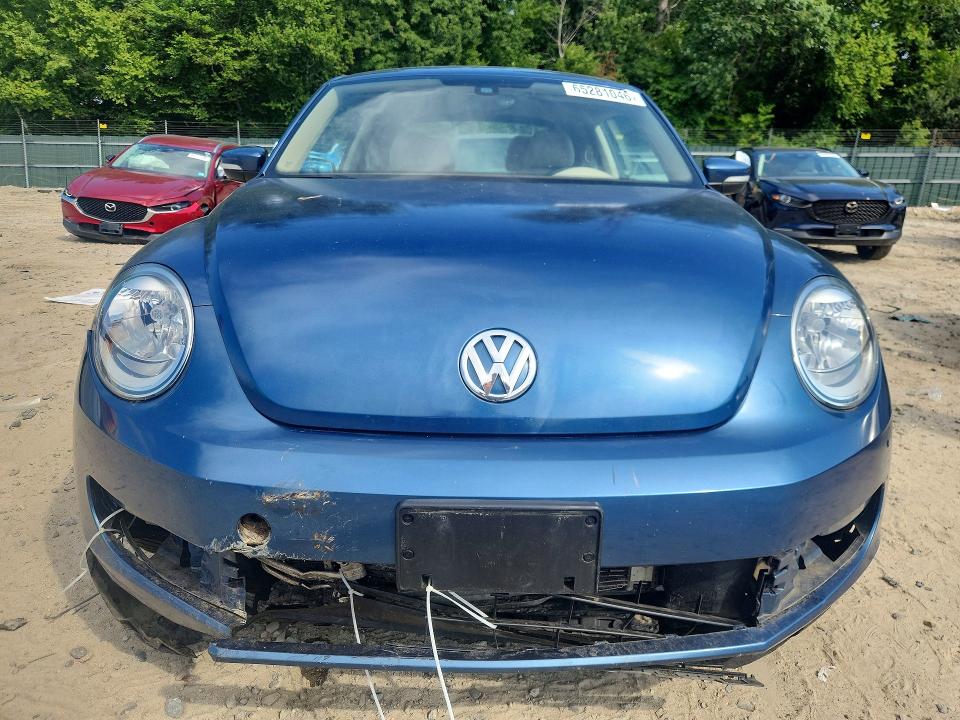 Photo 5 from auction – 2016 VOLKSWAGEN BEETLE with VIN 3VWJ17AT7GM635353