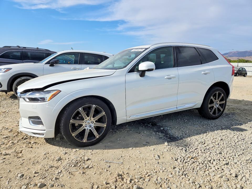 VOLVO XC60 2020 with VIN YV4102DL9L1520715 - Photo from auction