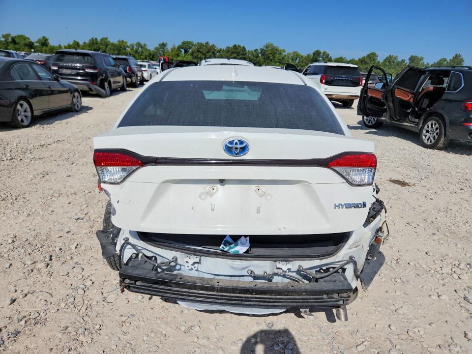 Снимка 6 от търг – 2022 TOYOTA COROLLA с VIN JTDEAMDE2N3010566
