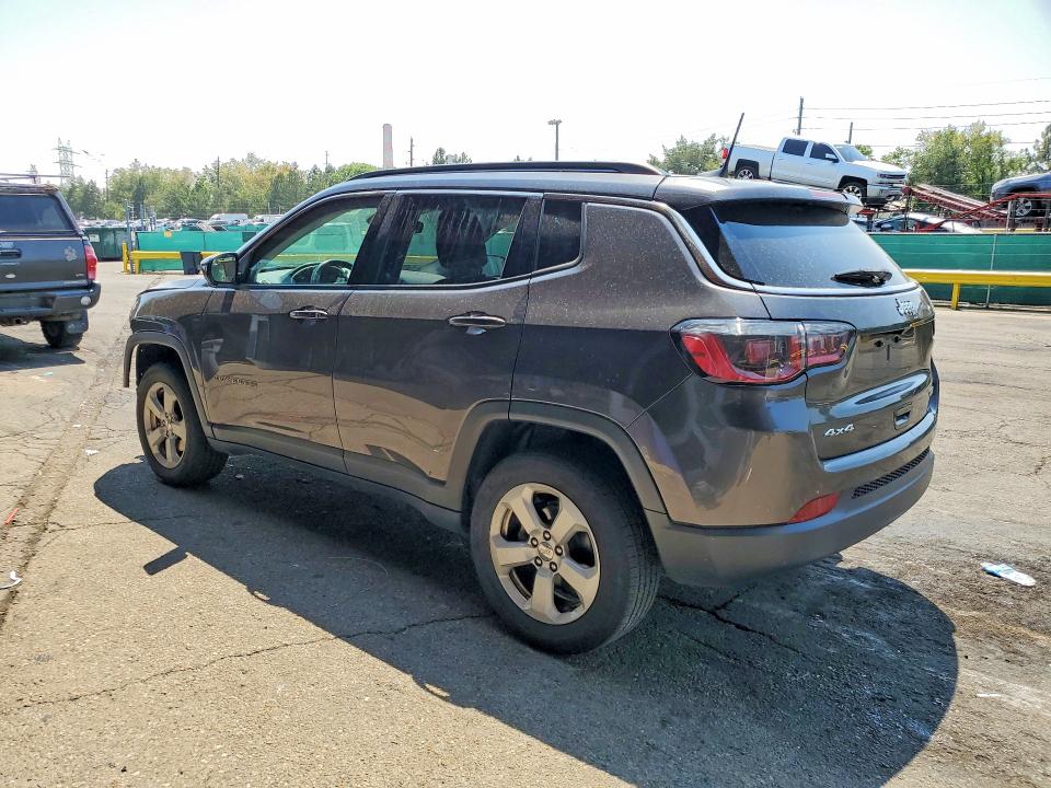 Photo 2 from auction – 2019 JEEP COMPASS with VIN 3C4NJDBB2KT641584