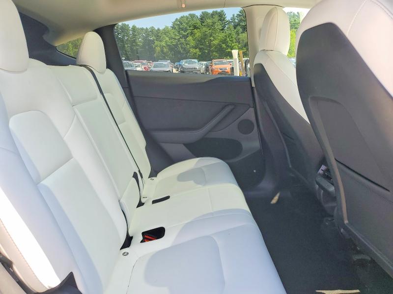 Фото 11 с аукциона – 2022 TESLA MODEL Y с VIN 7SAYGDEE3NF535877