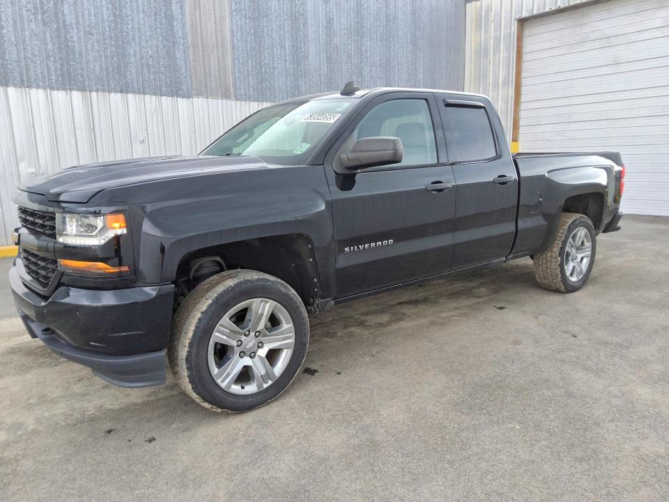 CHEVROLET SILVERADO 2018 with VIN 1GCRCPEC0JZ105063 - Photo from auction