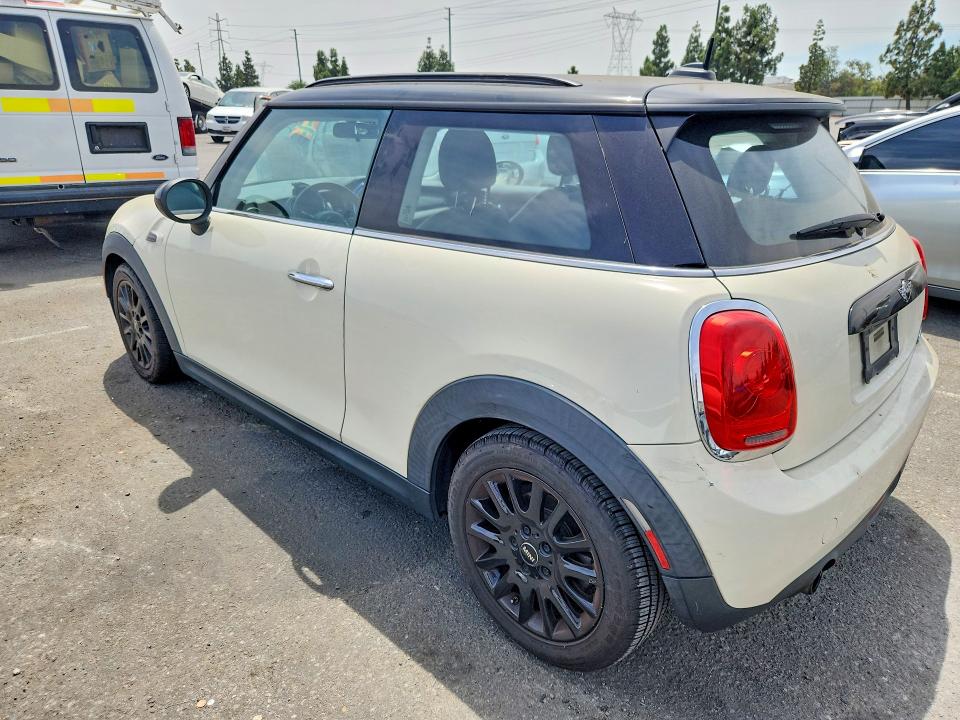 Photo 2 from auction – 2016 MINI COOPER with VIN WMWXP5C58G2D15707