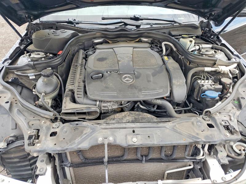 Photo 11 from auction – 2012 MERCEDES-BENZ E with VIN WDDHF5KB1CA521813