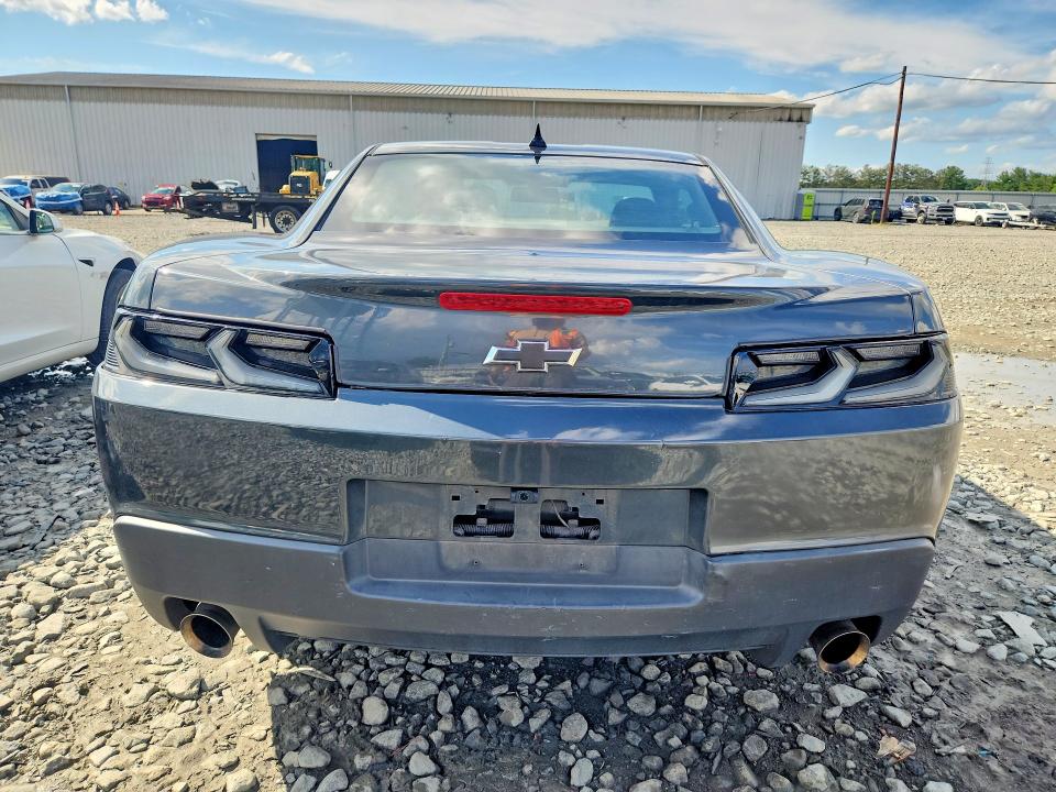 Photo 6 from auction – 2015 CHEVROLET CAMARO with VIN 2G1FB1E33F9112022