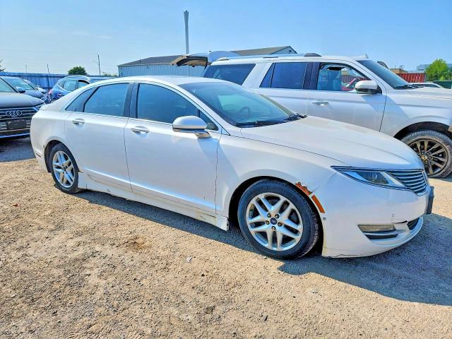 Photo 4 from auction – 2014 LINCOLN MKZ with VIN 3LN6L2JK2ER804915