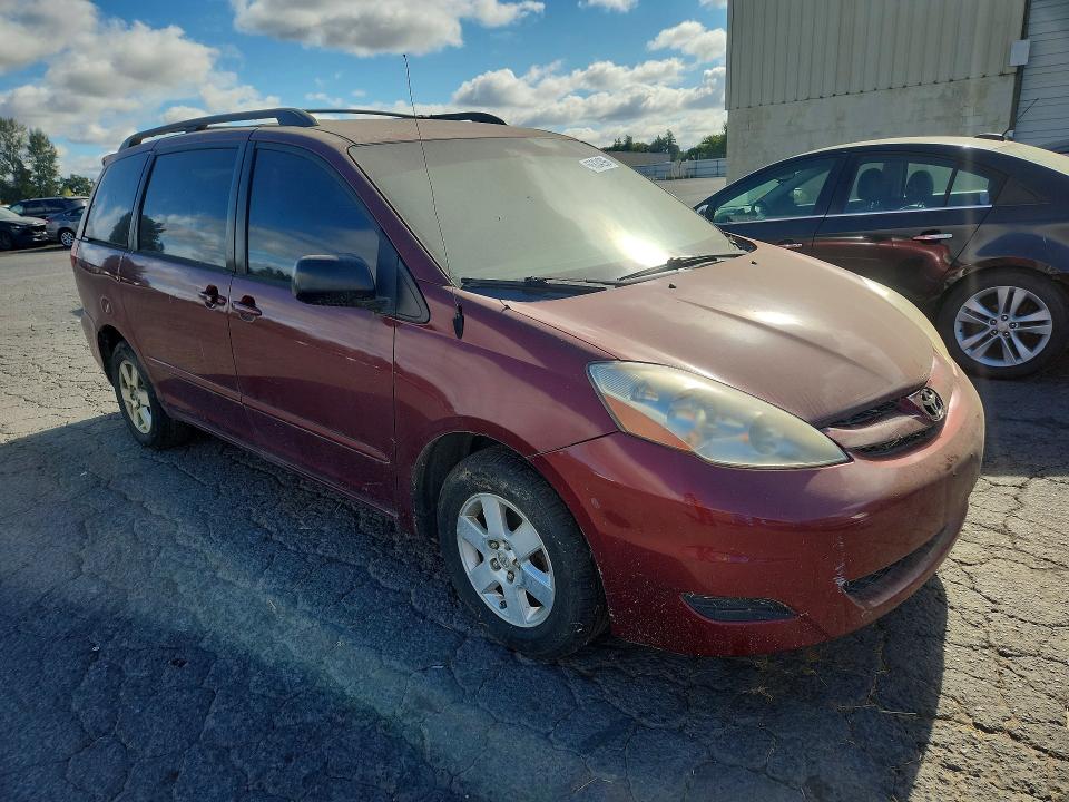 Photo 4 from auction – 2008 TOYOTA SIENNA with VIN 5TDZK23C78S164101