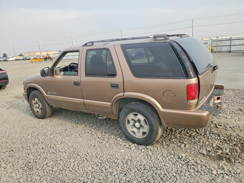 Photo 2 from auction – 2004 CHEVROLET BLAZER with VIN 1GNDT13X64K163762