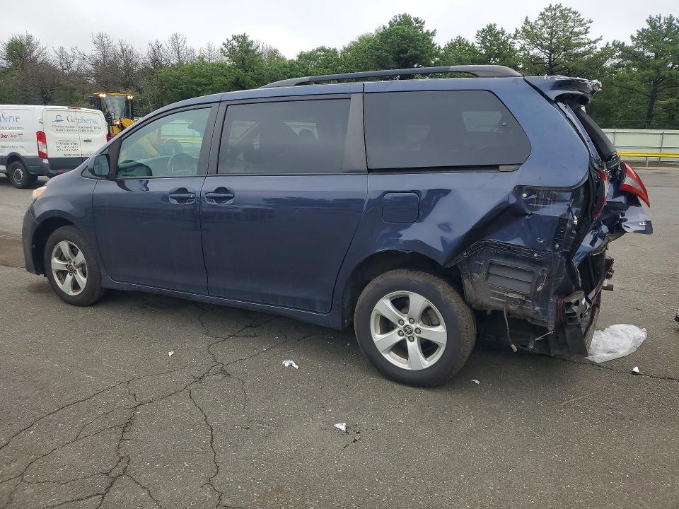Photo 2 from auction – 2020 TOYOTA SIENNA with VIN 5TDKZ3DC0LS059183
