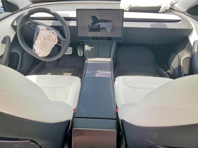 Снимка 8 от търг – 2025 TESLA MODEL 3 с VIN 5YJ3E1EAXSF904934
