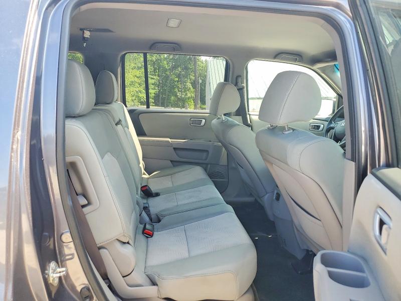 Photo 11 from auction – 2015 HONDA PILOT with VIN 5FNYF4H24FB006179