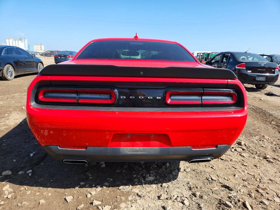 Photo 6 from auction – 2018 DODGE CHALLENGER with VIN 2C3CDZAG8JH111754