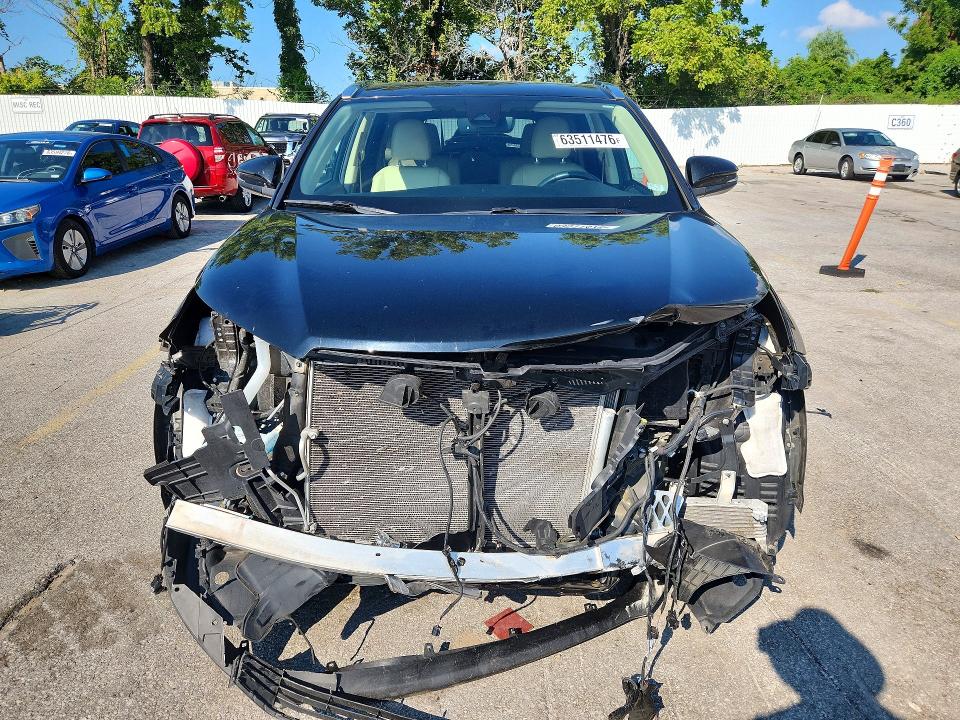 Photo 5 from auction – 2019 TOYOTA HIGHLANDER with VIN 5TDJZRFH8KS736809