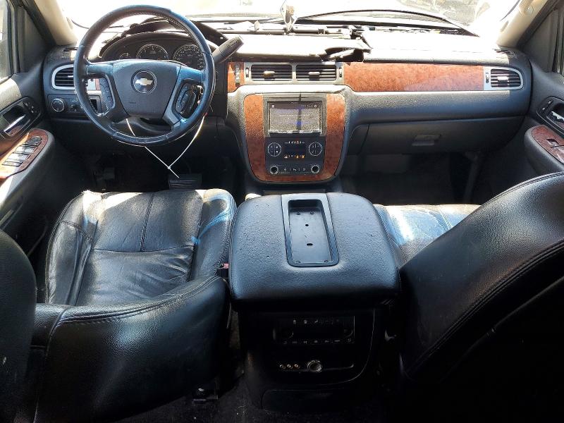 Photo 8 from auction – 2007 CHEVROLET SUBURBAN with VIN 1GNFC16J27R205596