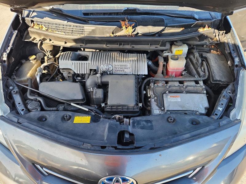 Photo 11 from auction – 2012 TOYOTA PRIUS V with VIN JTDZN3EU8C3088045