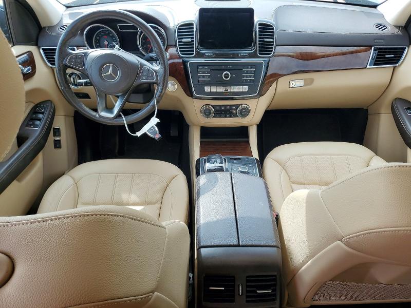 Photo 8 from auction – 2018 MERCEDES-BENZ GLS with VIN 4JGDF6EE7JB046143