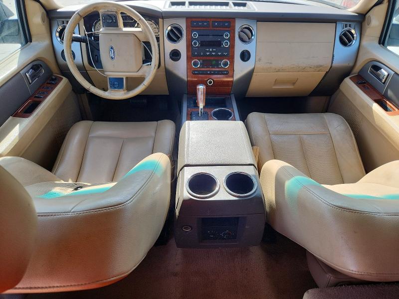 Foto 8 de la subasta – 2010 FORD EXPEDITION con VIN 1FMJU1H53AEA00962