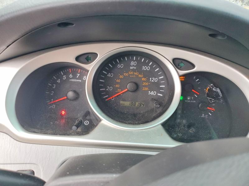 Photo 9 from auction – 2004 TOYOTA HIGHLANDER with VIN JTEDP21A040028527