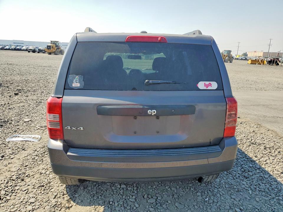 Photo 6 from auction – 2016 JEEP PATRIOT with VIN 1C4NJRBB6GD596059