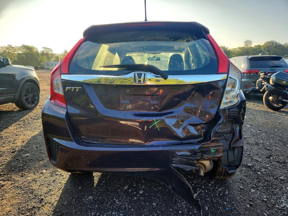 Photo 6 from auction – 2017 HONDA FIT with VIN JHMGK5H98HS006653