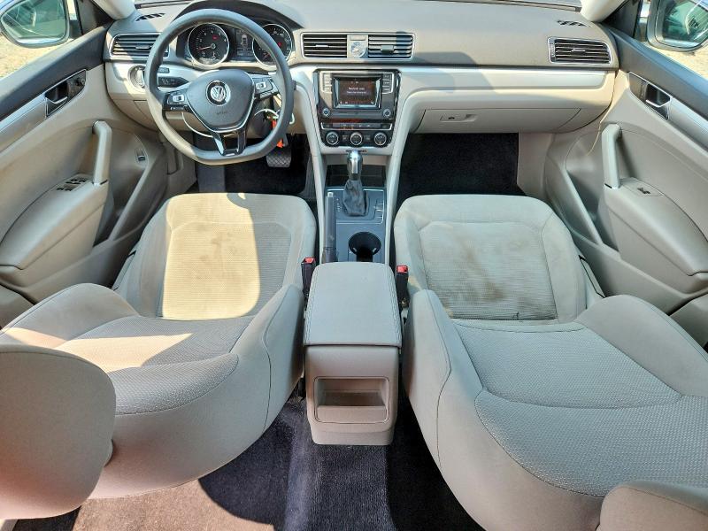 Photo 8 from auction – 2016 VOLKSWAGEN PASSAT with VIN 1VWAT7A34GC066456