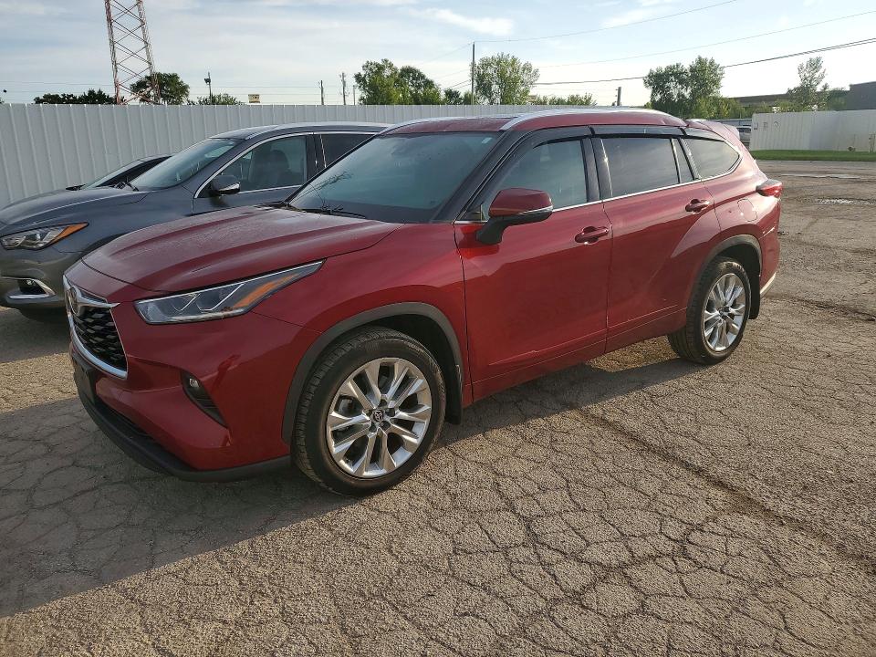 TOYOTA HIGHLANDER 2021 with VIN 5TDDZRBH7MS081807 - Photo from auction
