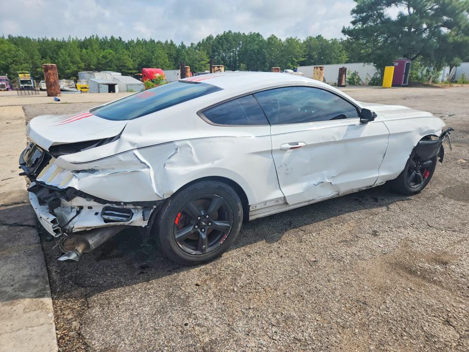 Photo 3 from auction – 2016 FORD MUSTANG with VIN 1FA6P8AM8G5211780