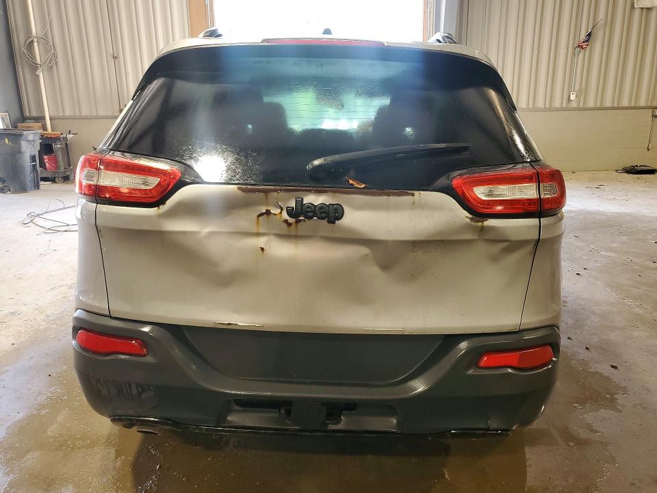 Photo 6 from auction – 2017 JEEP CHEROKEE with VIN 1C4PJLAB3HW616894