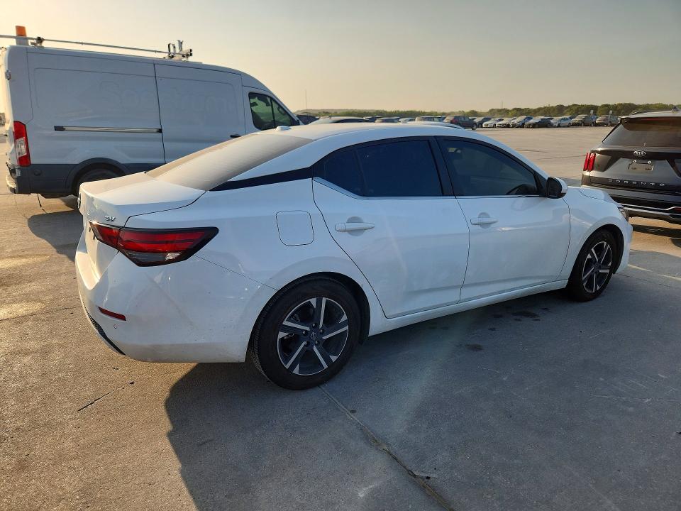 Photo 3 from auction – 2024 NISSAN SENTRA with VIN 3N1AB8CV0RY267732