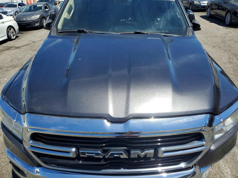 Снимка 11 от търг – 2020 RAM 1500 с VIN 1C6SRFBT2LN315972