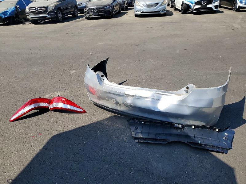 Photo 12 from auction – 2015 TOYOTA CAMRY with VIN 4T4BF1FK1FR445114